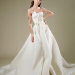 Wedding dress taffeta satin Pleated Strapless Galogrea The Forever Icon Photo 1
