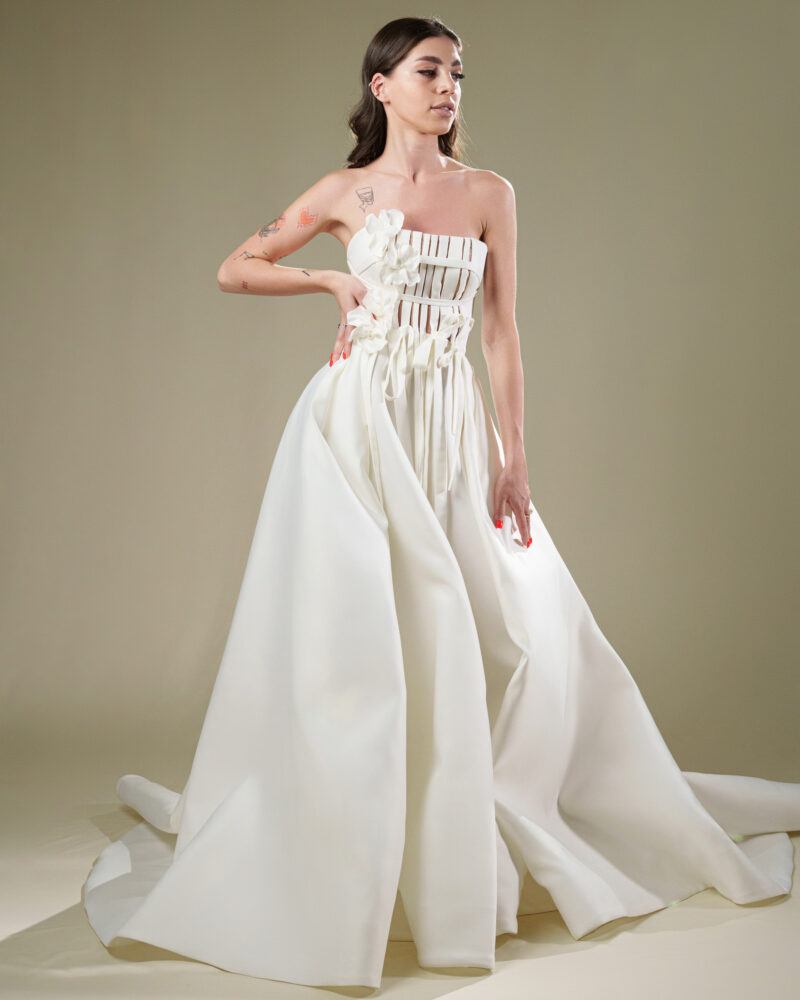 Wedding dress taffeta satin Pleated Strapless Galogrea The Forever Icon Photo 3