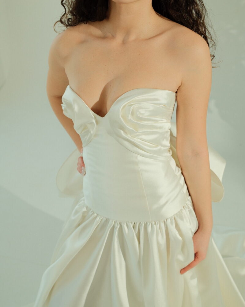 A-Line-Wedding-Dress-Aera-2