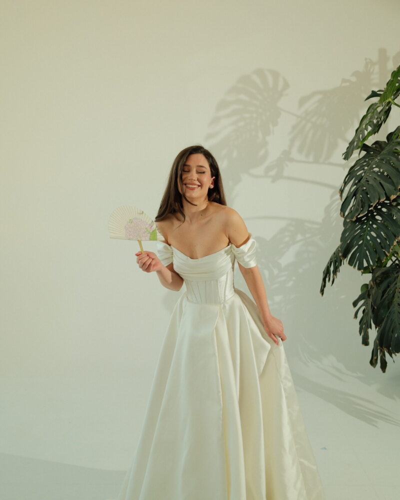 A-Line-Wedding-Dress-Rue-4