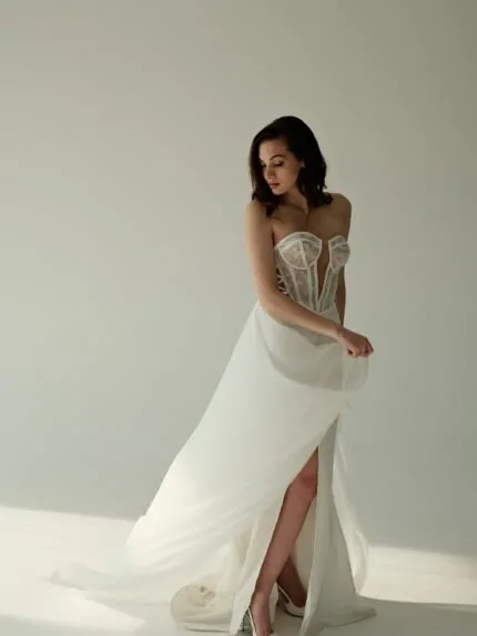 Long leg slit wedding dresses mermaid Divine Drape Galogrea Photo 3