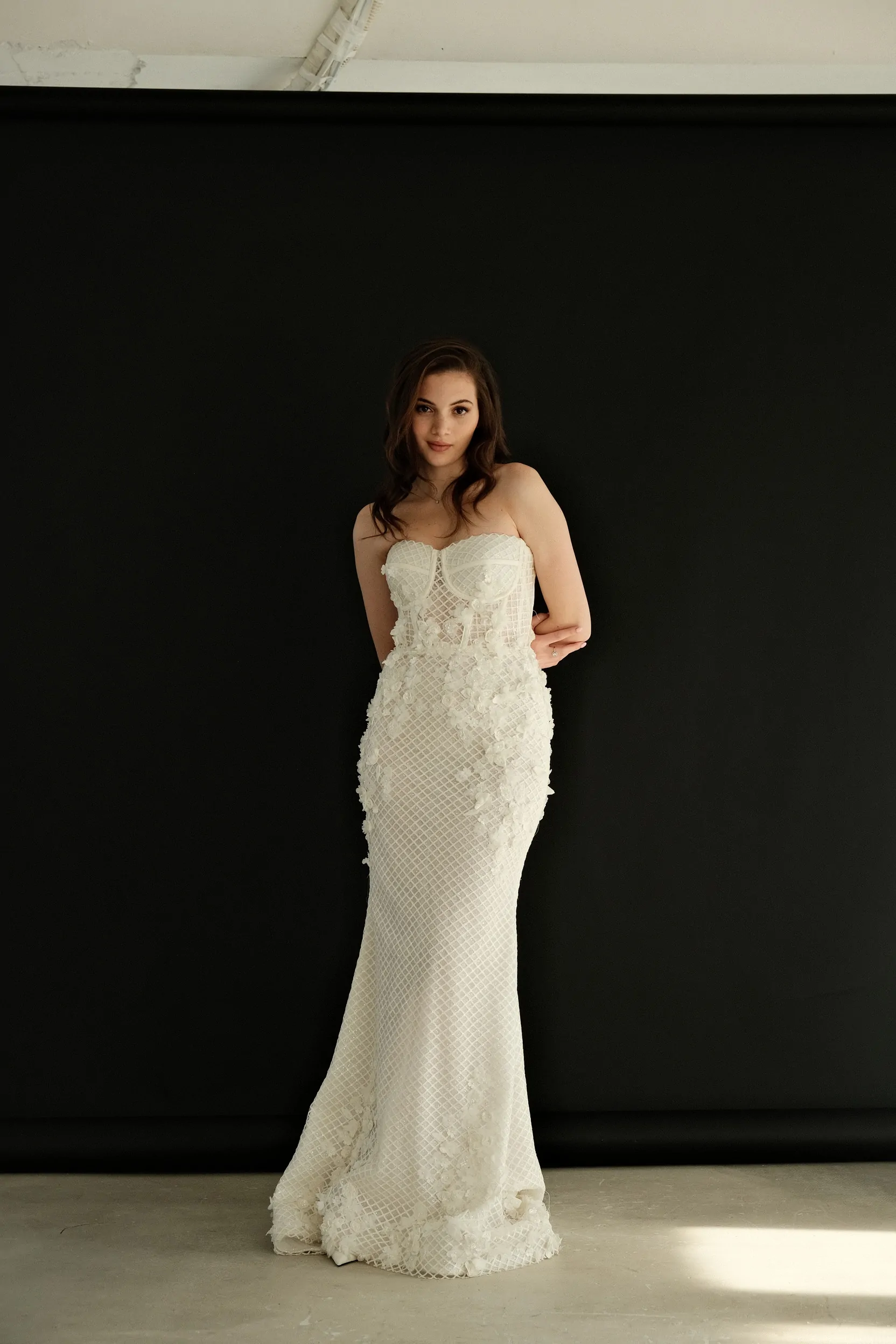Mermaid wedding dress with glitter effect and 3D flowers Galogrea the mirage photo The Mirage - Image 1